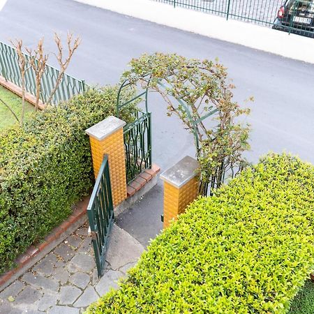 Pietra Ligure Downtown Convenience -Free Parking Apartment Bagian luar foto