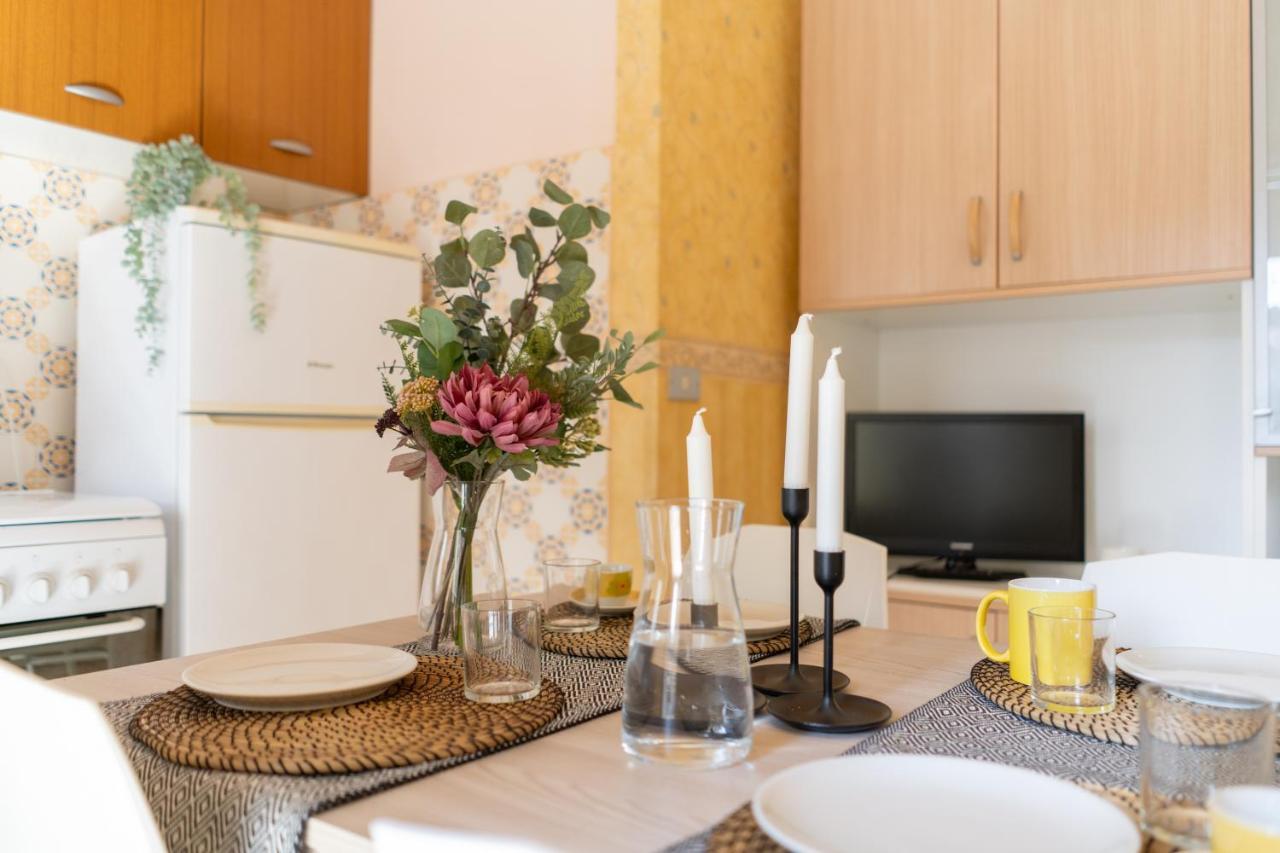 Pietra Ligure Downtown Convenience -Free Parking Apartment Bagian luar foto